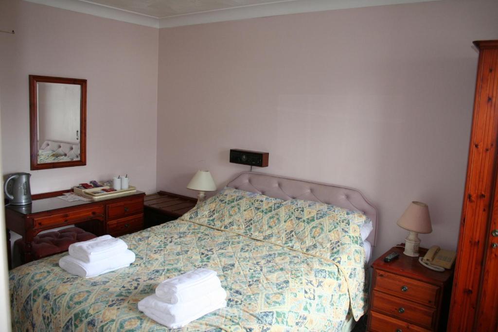 The Wootons Inn Тінтагель Номер фото