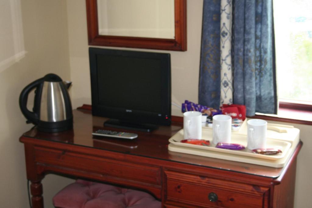 The Wootons Inn Тінтагель Номер фото